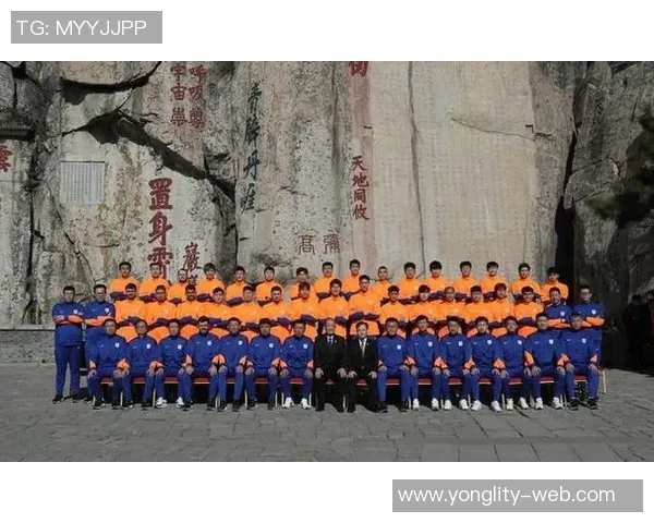 山东足球联赛新赛季开启球迷热情高涨期待精彩对决与球队崛起